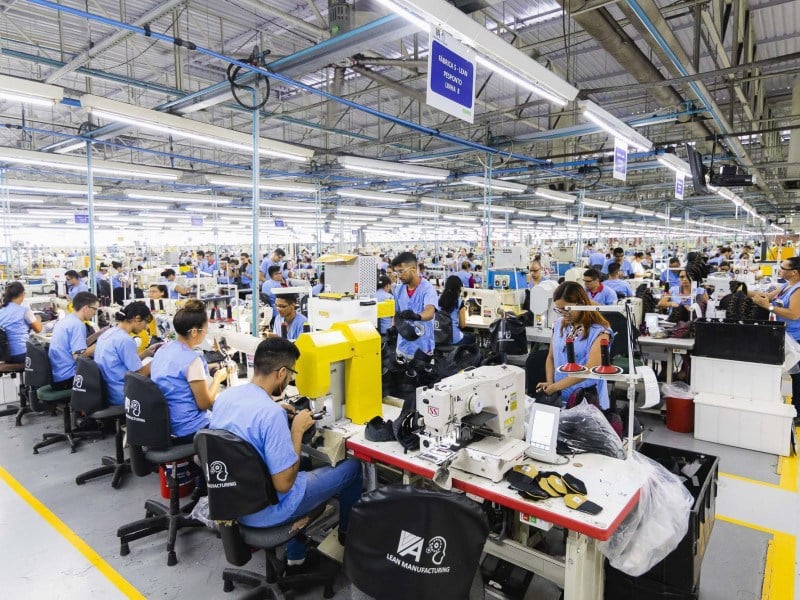 Fim da escala 6x1 no Brasil; veja como são as jornadas de trabalho na América Latina