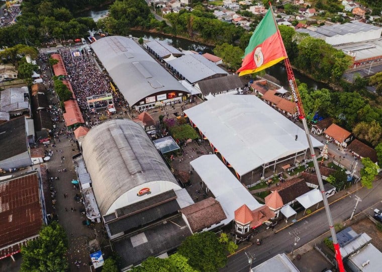 Mais de 200 mil pessoas devem passar pelo Parque de Eventos Almiro Grings