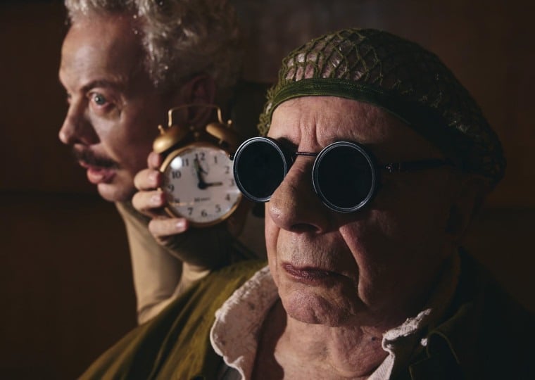 Estrelada por Marco Nanini, clássica peça de Samuel Beckett, Fim de Partida, chega a Porto Alegre neste fim de semana (17 e 18)