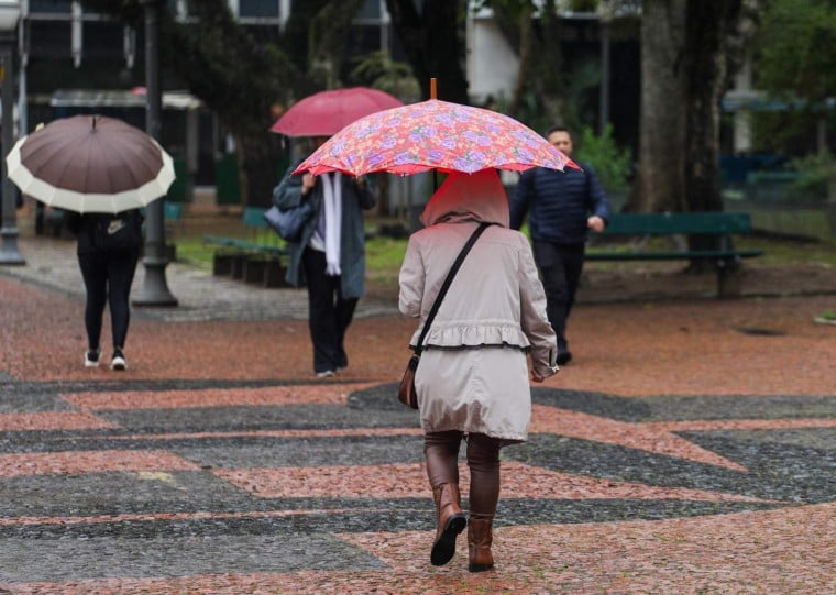 Instabilidade é acompanhada de trovoadas e uma leve queda de temperatura