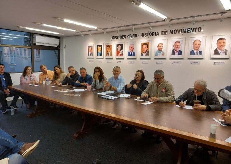 Encontro reuniu lideranças da esquerda gaúcha para traçar rumos da campanha de Lula no RS