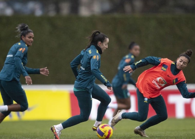 Seleção feminina estreia no Beira-Rio em amistoso contra Argentina