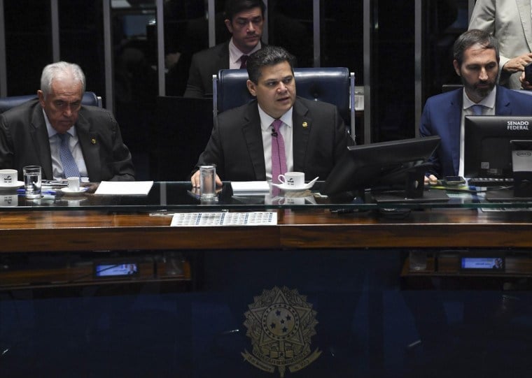 Segundo Alcolumbre, com o requerimento, a matéria poderá ser submetida a votação na quarta-feira (14)
