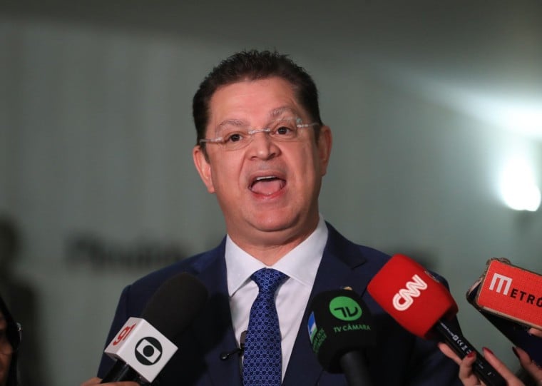 Deputado Sóstenes Cavalcante defende texto como uma alternativa à escala 6x1