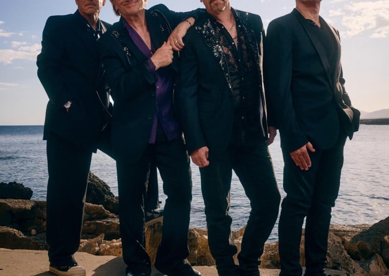 O U2 retorna aos estádios com uma turnê que acompanha o álbum 