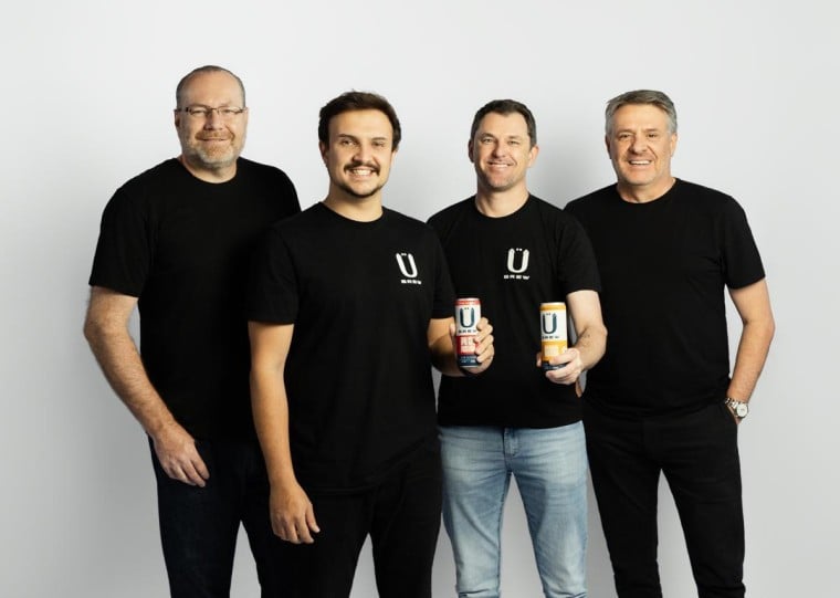 Luís, Marcelo e Luigi Cantele e Rossetto criaram a inovadora Übrew