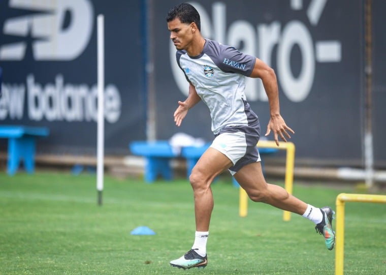 Atleta atuou em 7 jogos, desde que chegou ao Tricolor