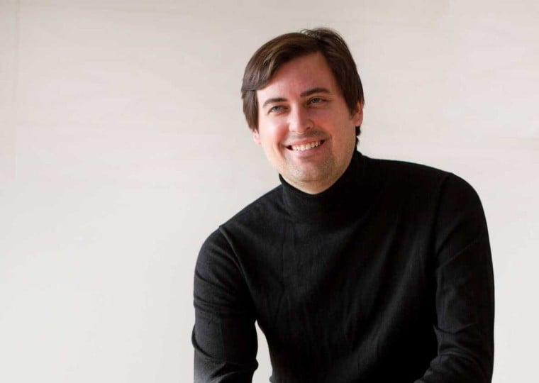 Maestro vencedor do Grammy Michael Repper regerá a orquestra