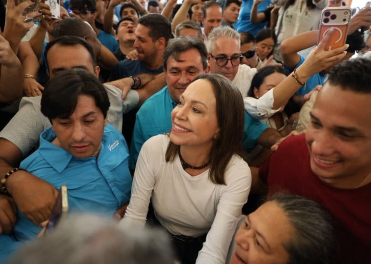 Llder da oposição passou 11 meses escondida após ser detida durante um protesto em janeiro de 2025