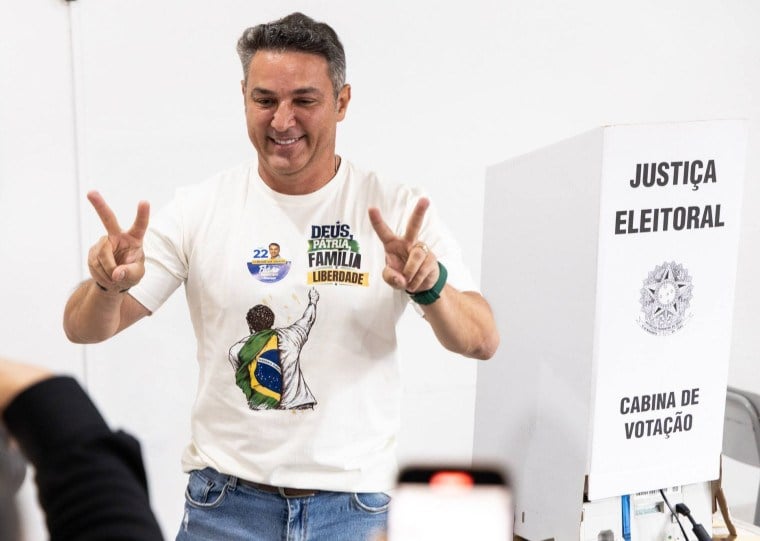 O governador eleito do Rio Grande do Sul, Luciano Zucco (PL), foi um dos principais cabos eleitorais do candidato derrotado na eleição presidencial Flávio Bolsonaro (PL)