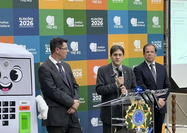Tribunal estima que os eleitores levaram em média 10 segundos para registrar o voto neste domingo