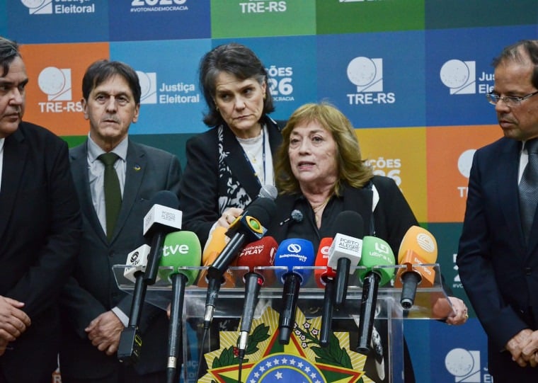 Desembargadora Maria de Lourdes Galvão Braccini de Gonzalez se pronunciou sobre o fechamento das urnas