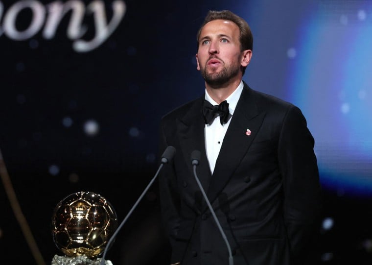 Harry Kane conquista o prêmio de melhor jogador do mundo em cerimônia em Londres