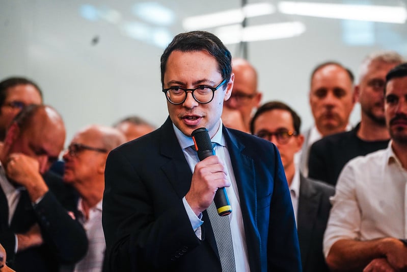 O governador eleito do RS, Luciano Zucco (PL), anunciou nesta terça-feira (27) Leandro Sonne como chefe da Casa Civil
