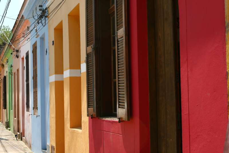 {'nm_midia_inter_thumb1':'https://www.jornaldocomercio.com/_midias/jpg/IMAGENS2/Thumbnail_128x128/F_0000160513.JPG', 'id_midia_tipo':'2', 'id_tetag_galer':'', 'id_midia':'F_0000160513.JPG', 'cd_midia':5160513, 'ds_midia_link': 'https://www.jornaldocomercio.com/_midias/jpg/IMAGENS2/F_0000160513.JPG', 'ds_midia': 'TRAVESSA VENEZIANOS - CIDADE BAIXA.', 'ds_midia_credi': 'MARCO QUINTANA/JC', 'ds_midia_titlo': 'TRAVESSA VENEZIANOS - CIDADE BAIXA.', 'cd_tetag': '1', 'cd_midia_w': '', 'cd_midia_h': '', 'align': 'Left'}