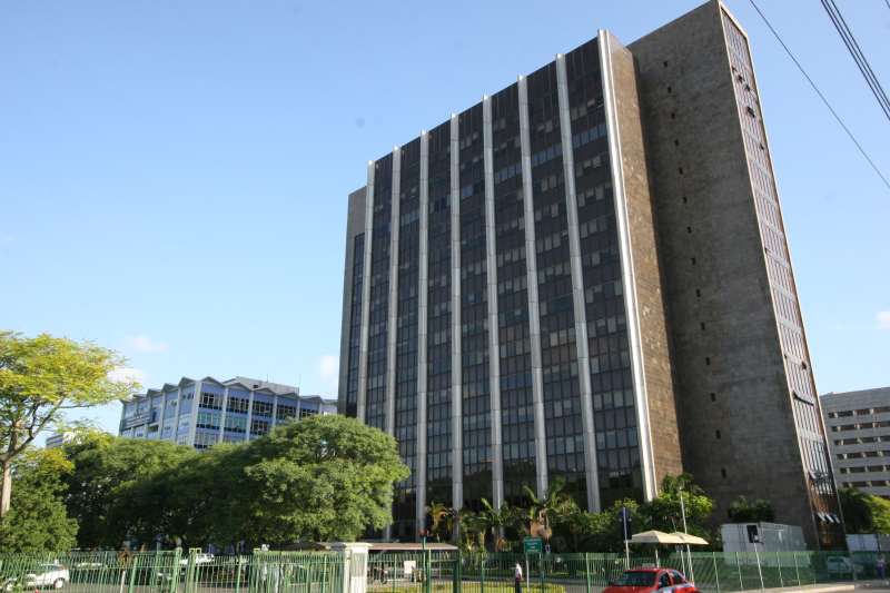 Quem receber a carta não precisará ir até a sede da Receita Federal 