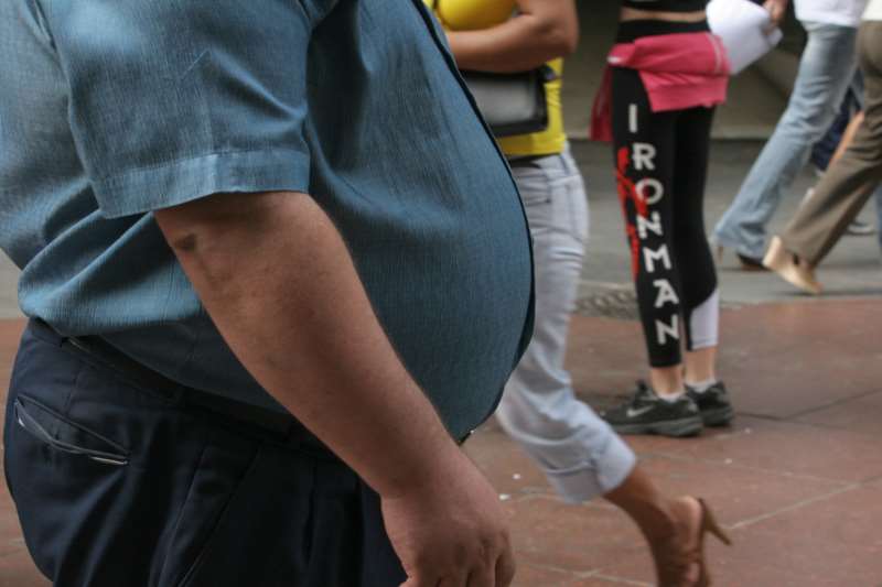 Estimativa é de que em 2025 cerca de 2,3 bi de adultos estejam acima do peso em todo o mundo