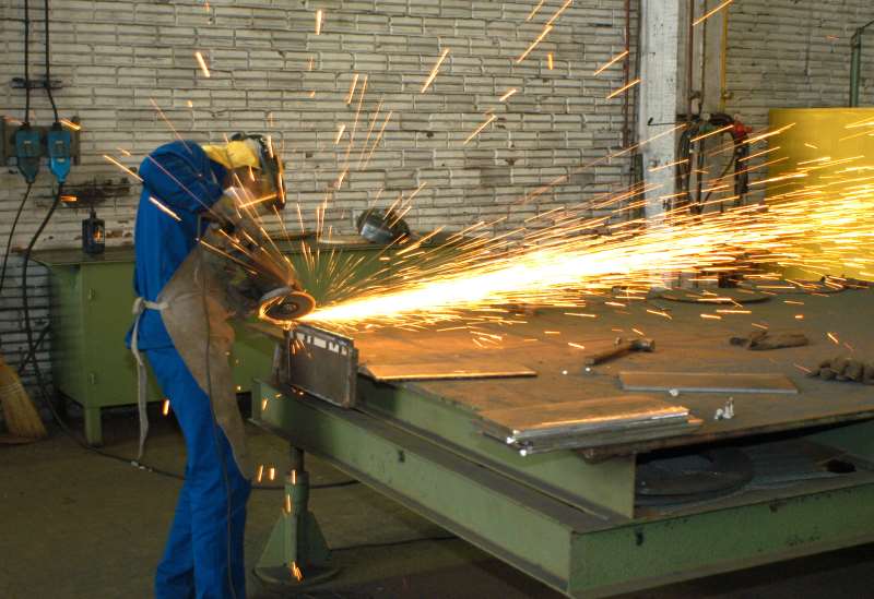 Comparado ao ano passado, setor teve terceira queda consecutiva