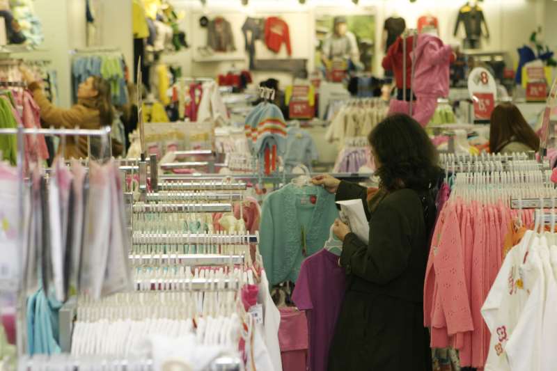 A procura por financiamento foi maior nas lojas de departamento e de vestuário