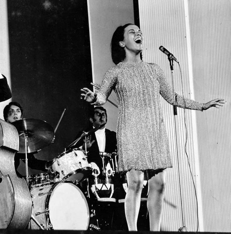 Nos 36 discos que a cantora gravou, há pelo menos uma canção de autores locais