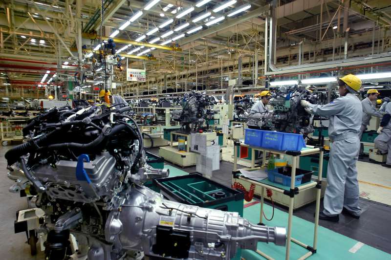 Produção industrial da China teve expansão anual de 3,9% em abril, revertendo o declínio em março