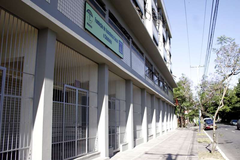 Ex-secretária aponta ineficiência do serviço prestado pela fundação