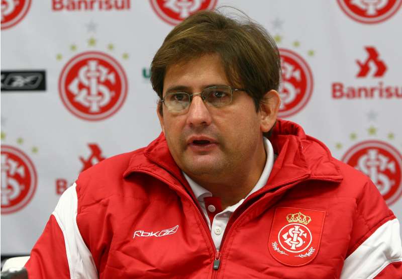 Guto comandou o time na conquista do Campeonato Gaúcho de 2002