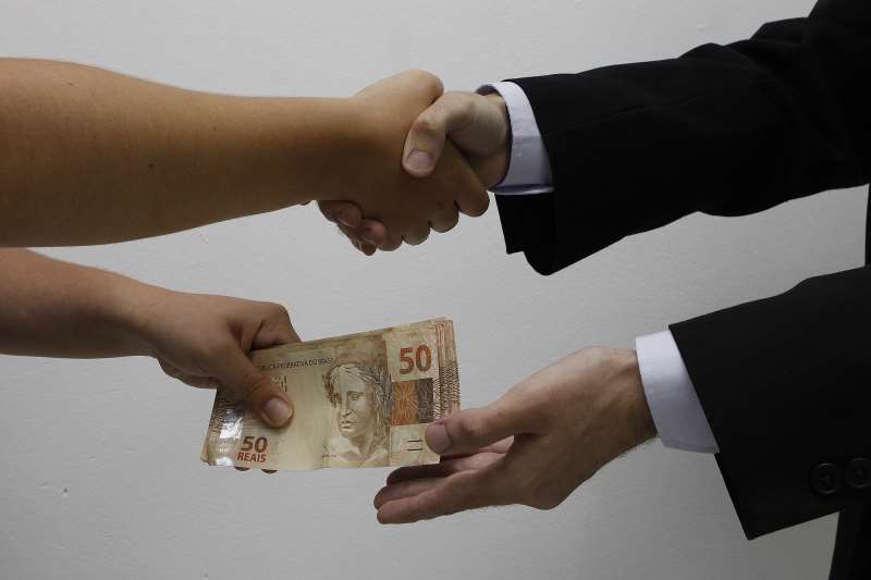 Fundadores e dirigentes de empresas de grande e médio porte continuam na lista dos principais responsáveis por direcionar dinheiro a candidatos