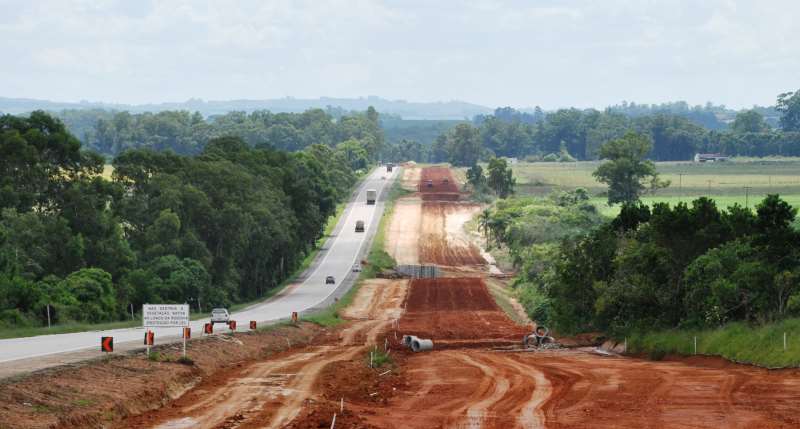 Dividida em nove lotes, obra iniciada em 2012 abrange trecho de 211 quilômetros entre Guaíba e Pelotas