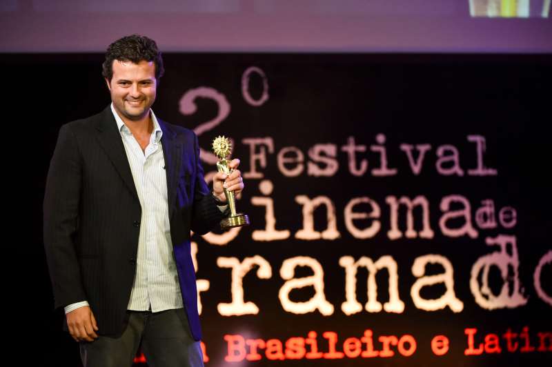 Cineasta recebeu Kikito de melhor direção em Gramado em 2014, pelo filme 'A despedida'