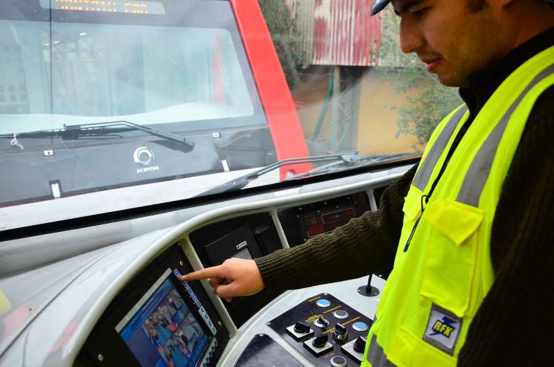 Há vagas para ensino médio, técnico e superior, com remuneração a partir de R$ 1,8 mil