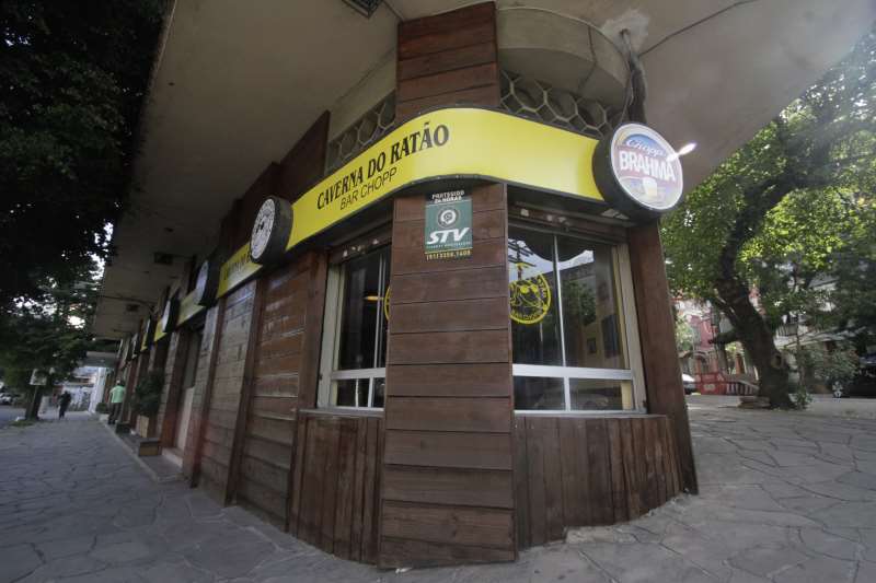 O antigo Caverna do Rat&atilde;o, um "bar chope", fechou no come&ccedil;o de 2022, ap&oacute;s 60 anos de opera&ccedil;&atilde;o | GILMAR LU?S/JC