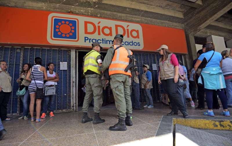 Mais de 2,5 mil estabelecimentos, incluindo supermercados, estariam usando moeda digital