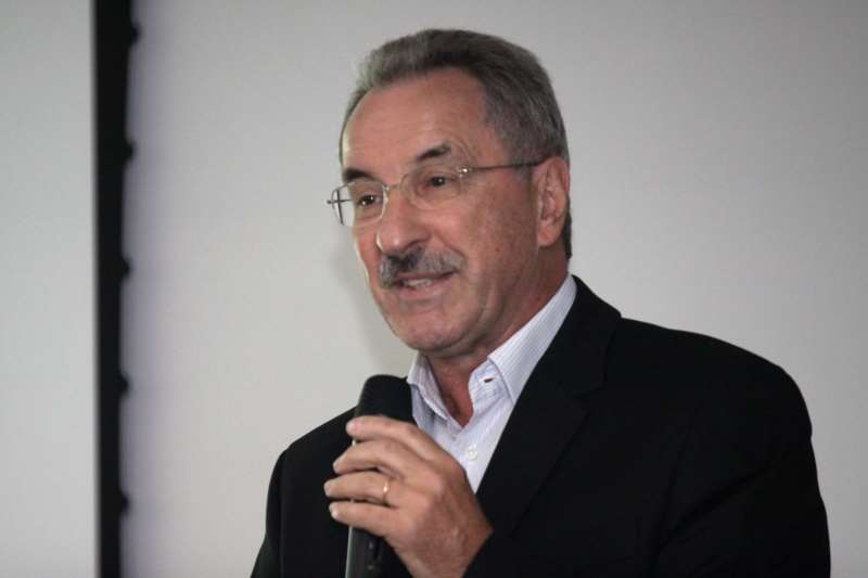 Denardin criticou falta de formação no uso de técnicas