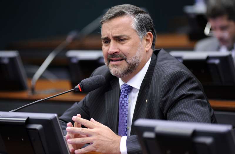 Para Paulo Pimenta, líder do PT na Câmara, quem quer dialogar não faz o que Bolsonaro fez