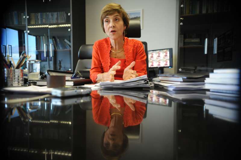 Ministra defende equiparação