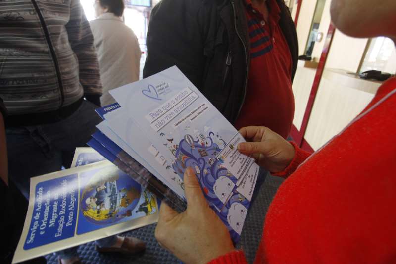 Banners na rua, mala direta, panfletos, propaganda em m&iacute;dias tradicionais, quanto mais a sua marca aparecer, melhor