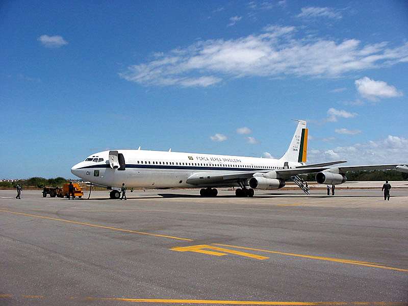 Custo de uma viagem como essa em avião da FAB não sai por menos de R$ 740 mil, segundo estimativas