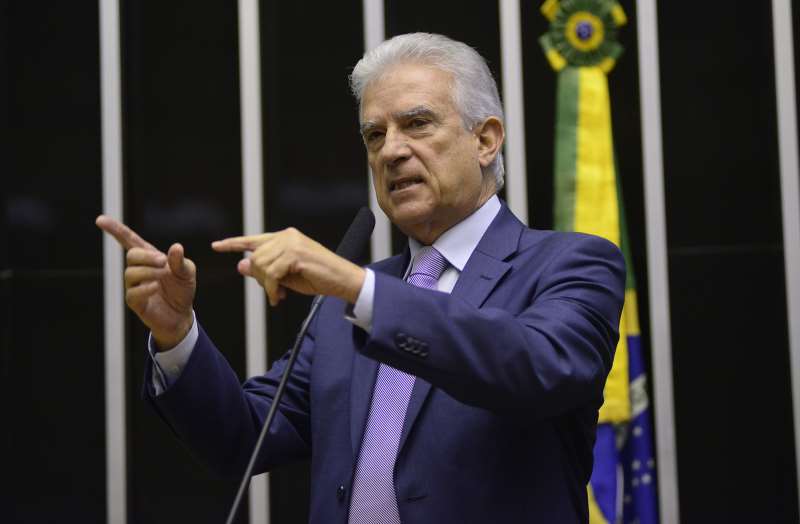 Deputado Rubens Bueno (PPS) é relator do projeto que regulamenta o teto do funcionalismo