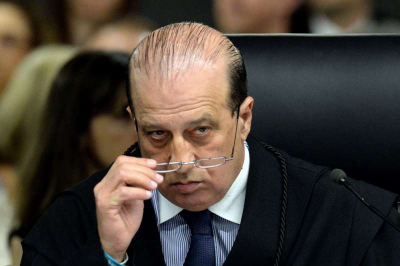 Para Augusto Nardes, sem governança, "o Brasil continuará refém de mudanças de governo que interrompem projetos e condenam o país a recomeçar sempre do zero"