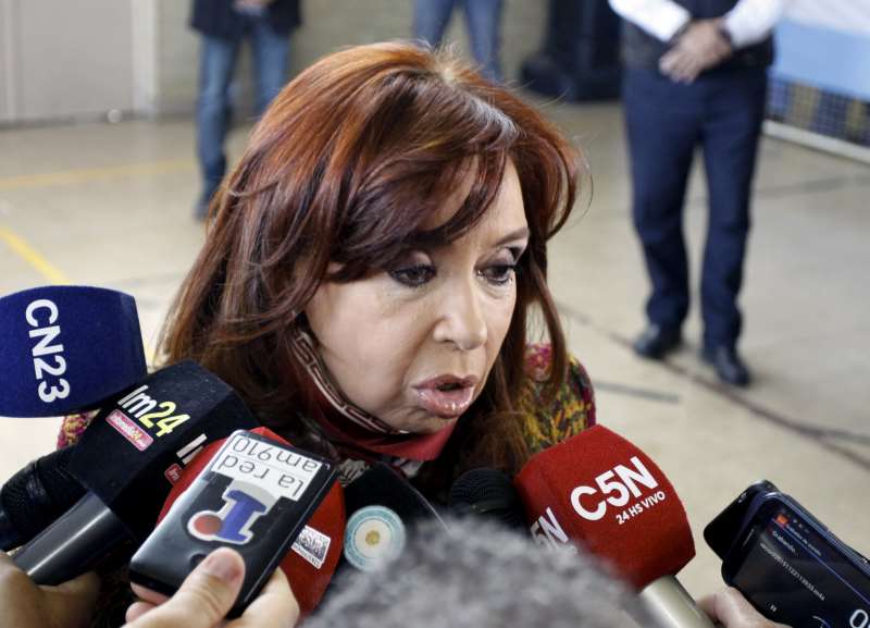 Para que ex-presidente seja presa, é necessária a aprovação do Congresso argentino