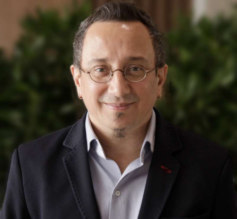 Arthur Bender - crédito Fredy Vieira

MARCAS DE QUEM DECIDE 2016, Pesquisa, prêmio, solenidade CADERNO