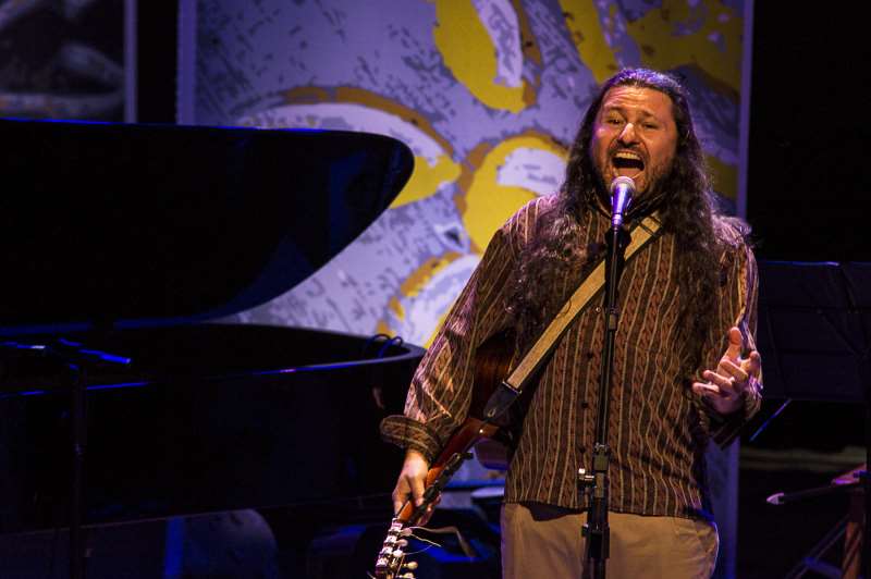 Leandro Maia revela que tem dificuldade para definir o seu som