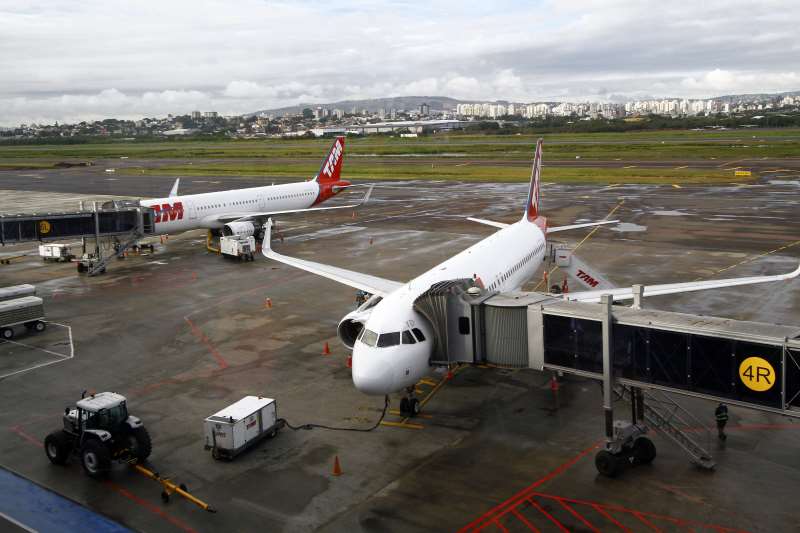 Ampliação da pista do aeroporto é prevista há mais de uma década e está na concessão
