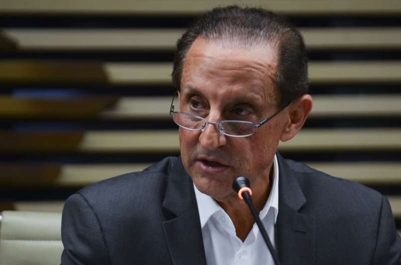 Investigações apuram se emedebista usou propagandas para se promover e fazer campanha antecipada