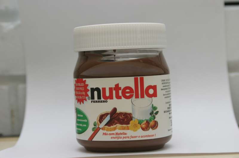 A porcentagem de leite em pó e açúcar aumentaram, passando de 7.5 % a 8.7 %, e de 55,9 % a 56,3 %, respectivamente