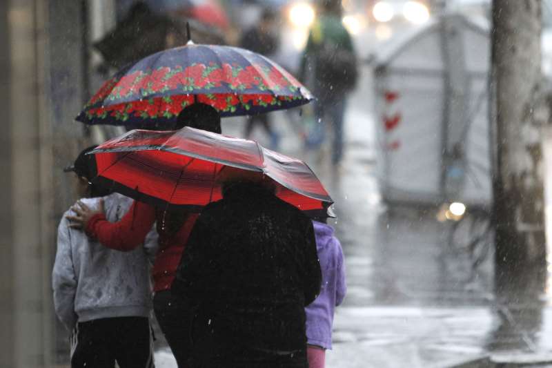 Inmet alerta para temperaturas em queda e risco de chuva ao longo da próxima semana