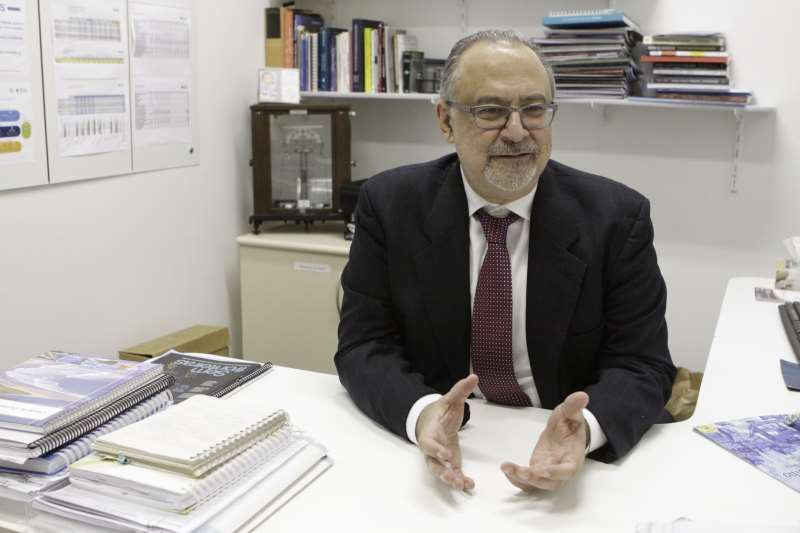 Neurologista gaúcho Carlos Gadia é referência mundial no assunto