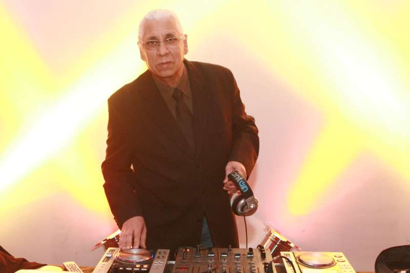 Claudinho Pereira começou como DJ aos 14 anos, nas garagens do bairro Bom Fim, em Porto Alegre