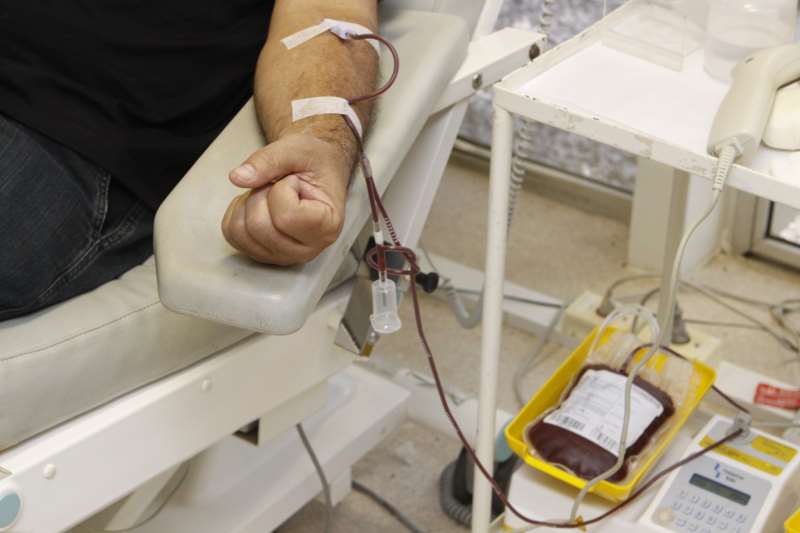 Estoque total conta com apenas três bolsas de sangue
